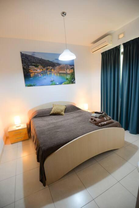 Seaside Xlendi Apartment Bagian luar foto